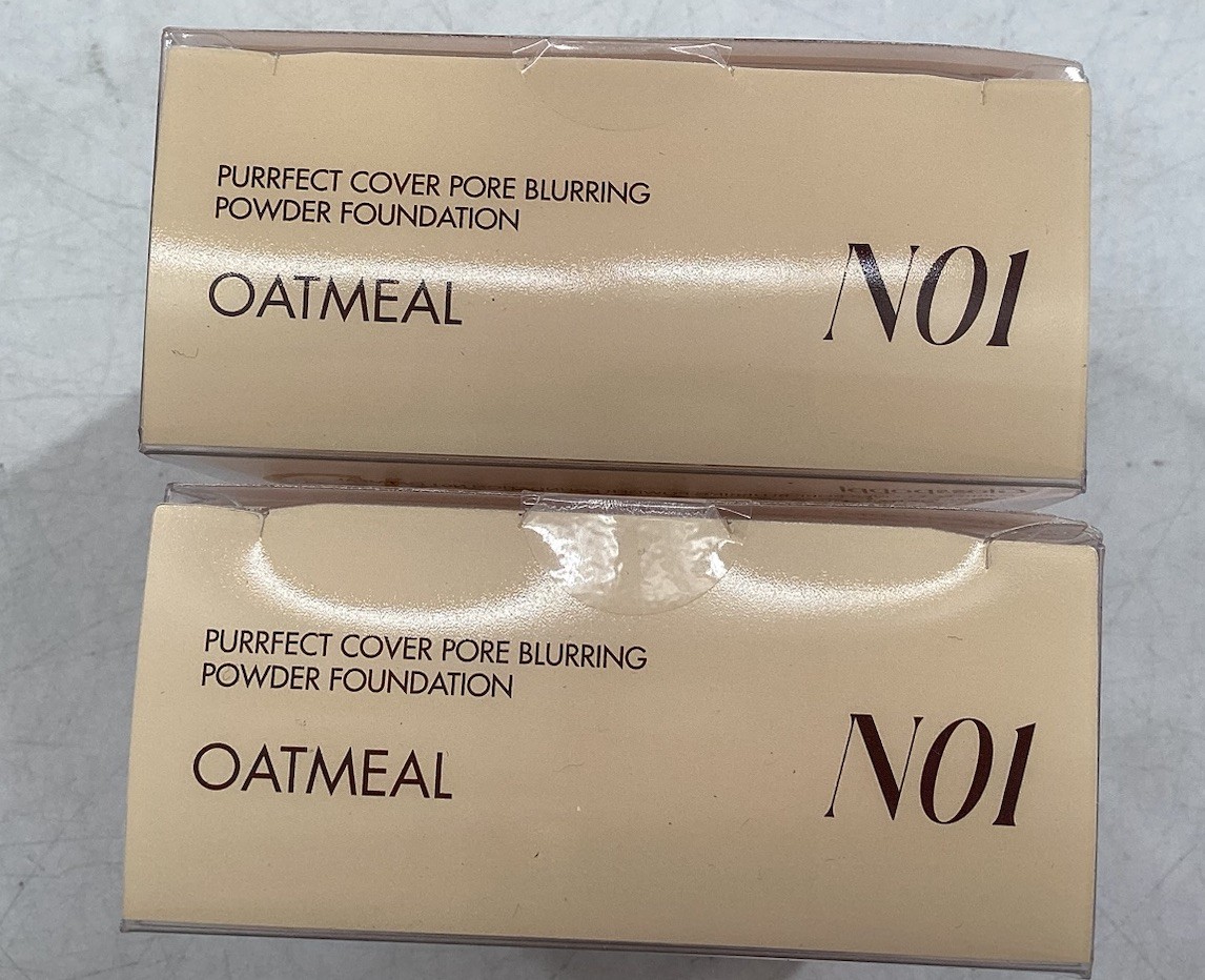 Glosspoppi Pore Blurring Purrfect Cover Powder Foundation N01 Oatmeal 2pk