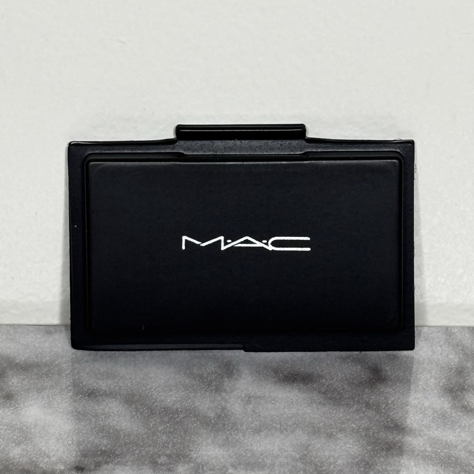 Mac Studio Fix Powder Plus Foundation NC20 Net Wt. 0.05 Oz / 1.5g