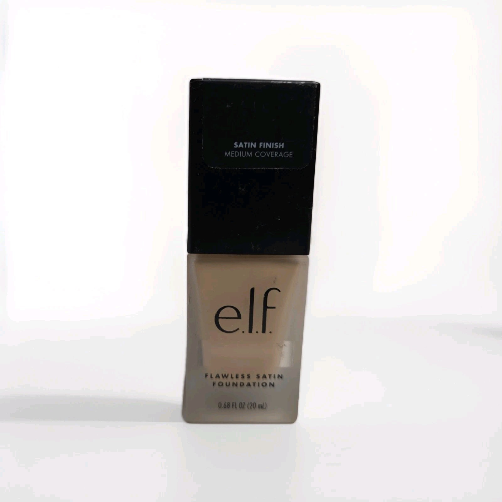 e.l.f. Studio Flawless Satin Foundation 0.68.oz (83117) #140 Light Ivory
