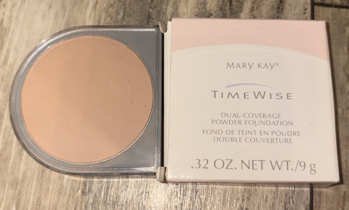 Mary Kay TimeWise Dual Coverage Powder Foundation Beige 304 #8927 NOS New