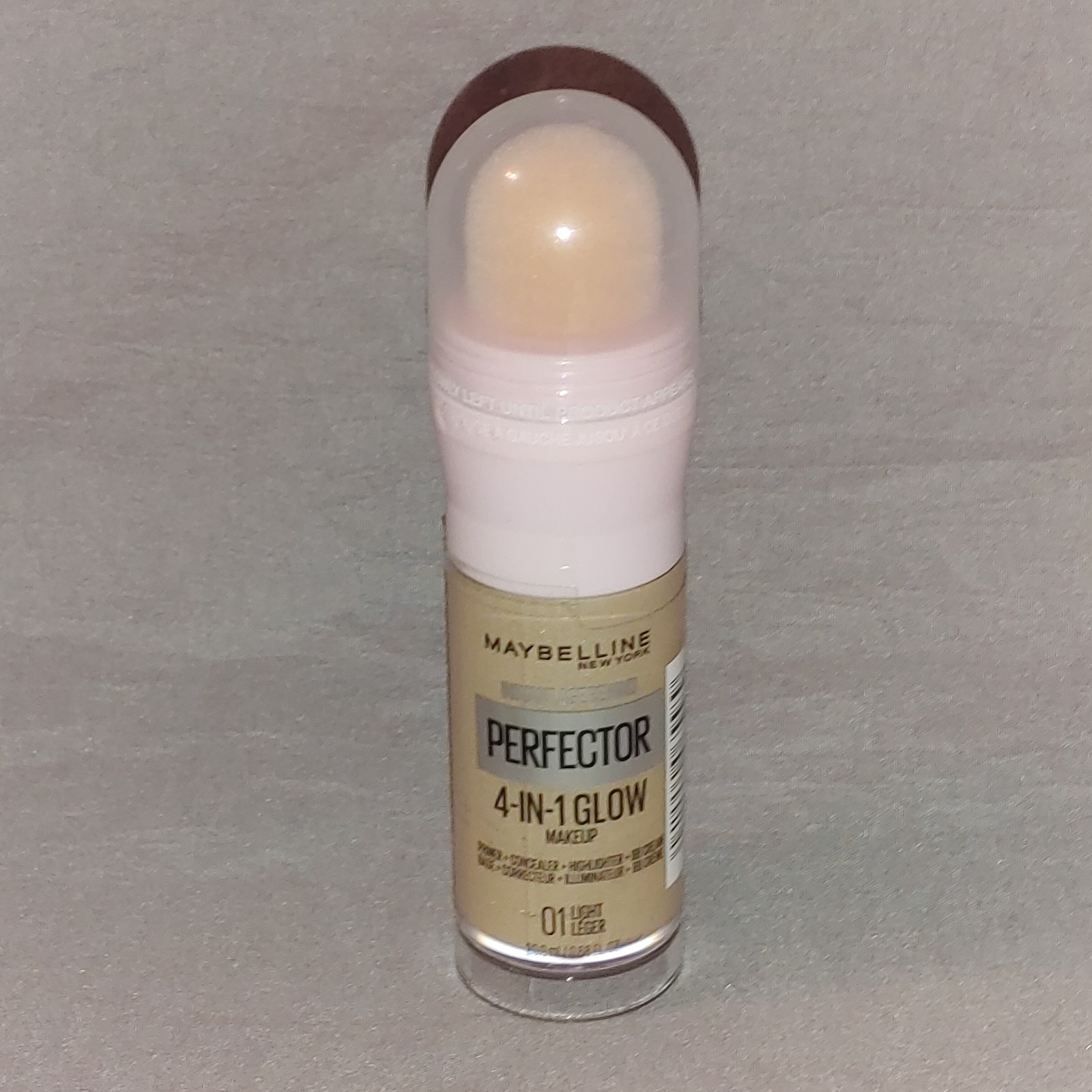 MAYBELLINE Instant Age Rewind Perfector 4 in 1 Glow Makeup Lot of 2 – 00 & 01