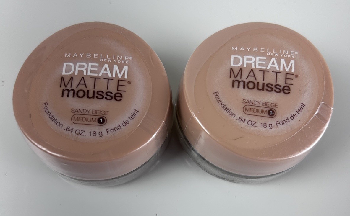 Maybelline Dream Matte Mousse Foundation Sandy Beige Medium 1 Lot of 2!