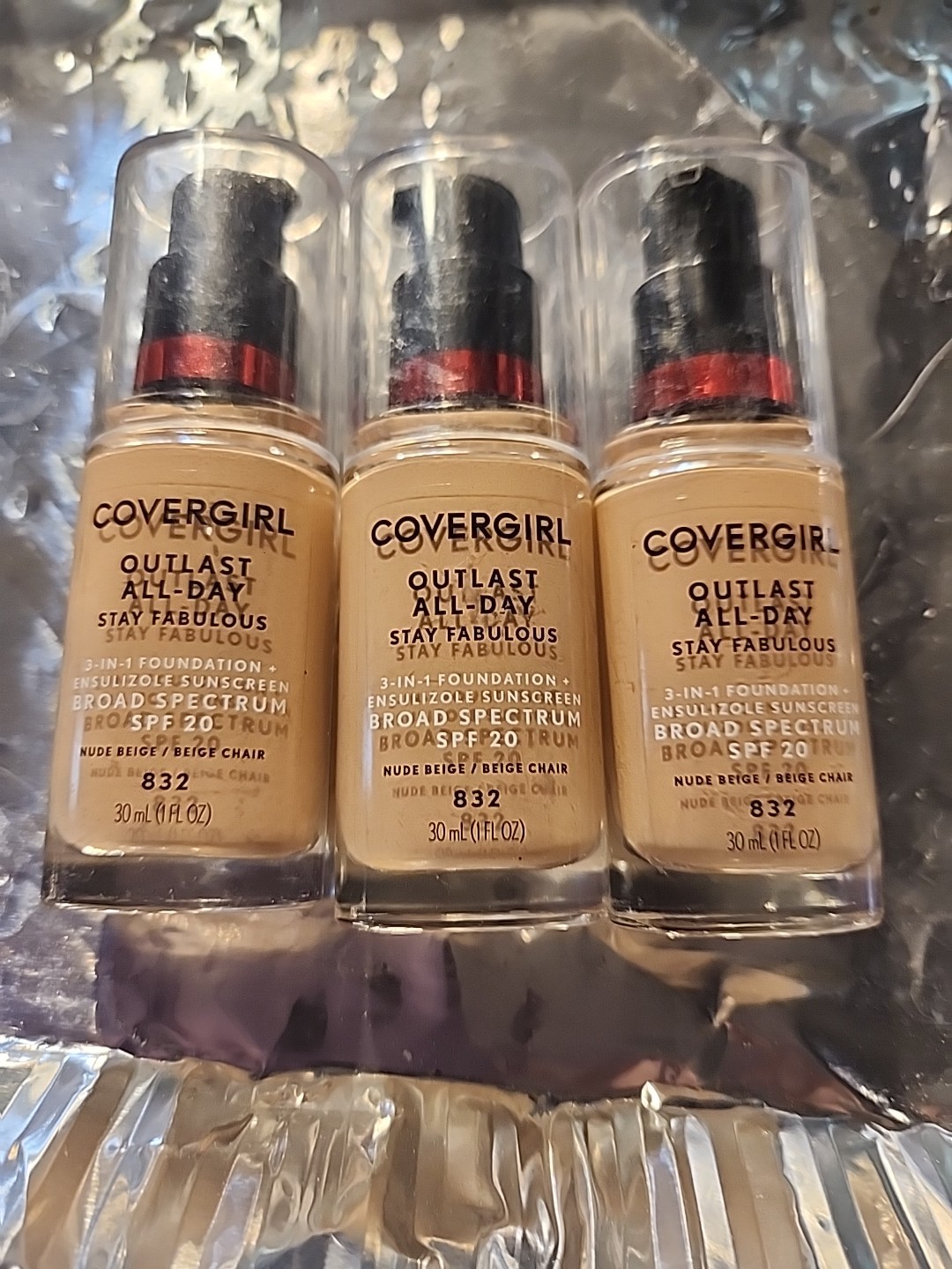 Lot Of 3 Covergirl Outlast All-day 2-in-1 Foundation – 832 Nude Beige