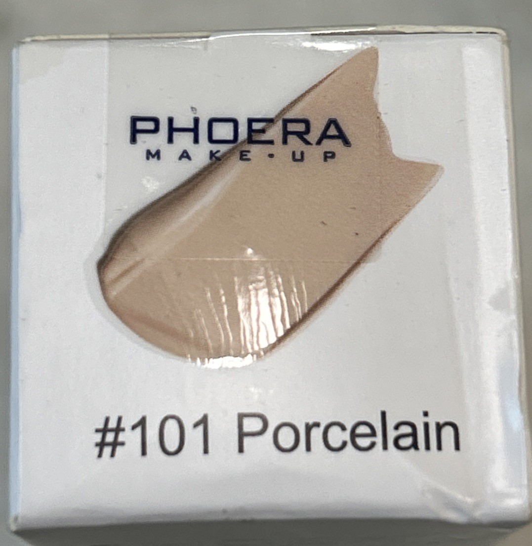 Phoera Silky Full Coverage Liquid Foundation (101 Porcelain) 30ml Exp 02/2030