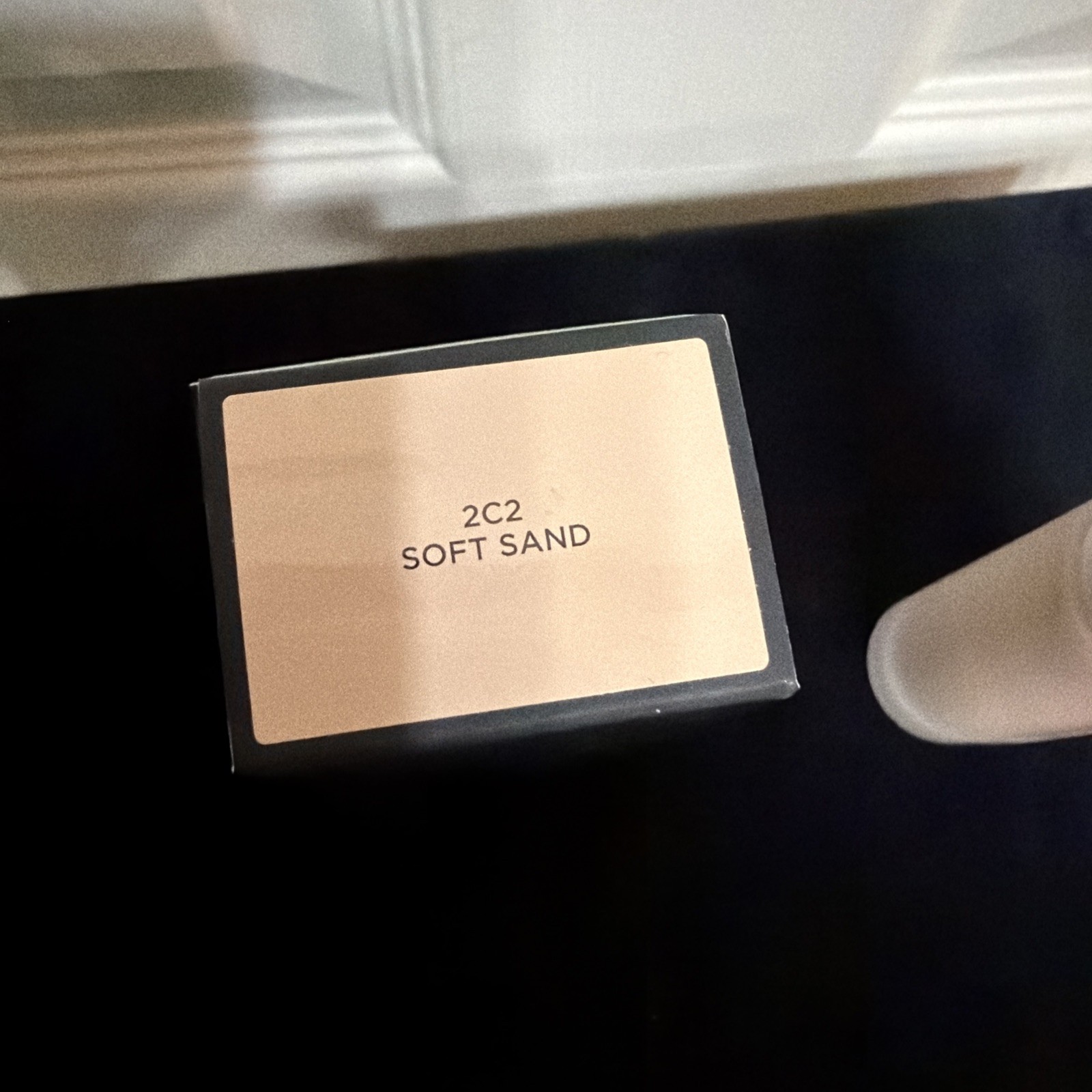 Laura Mercier Soft Sand 2C2 Real Flawless Weightless Foundation. NIB!