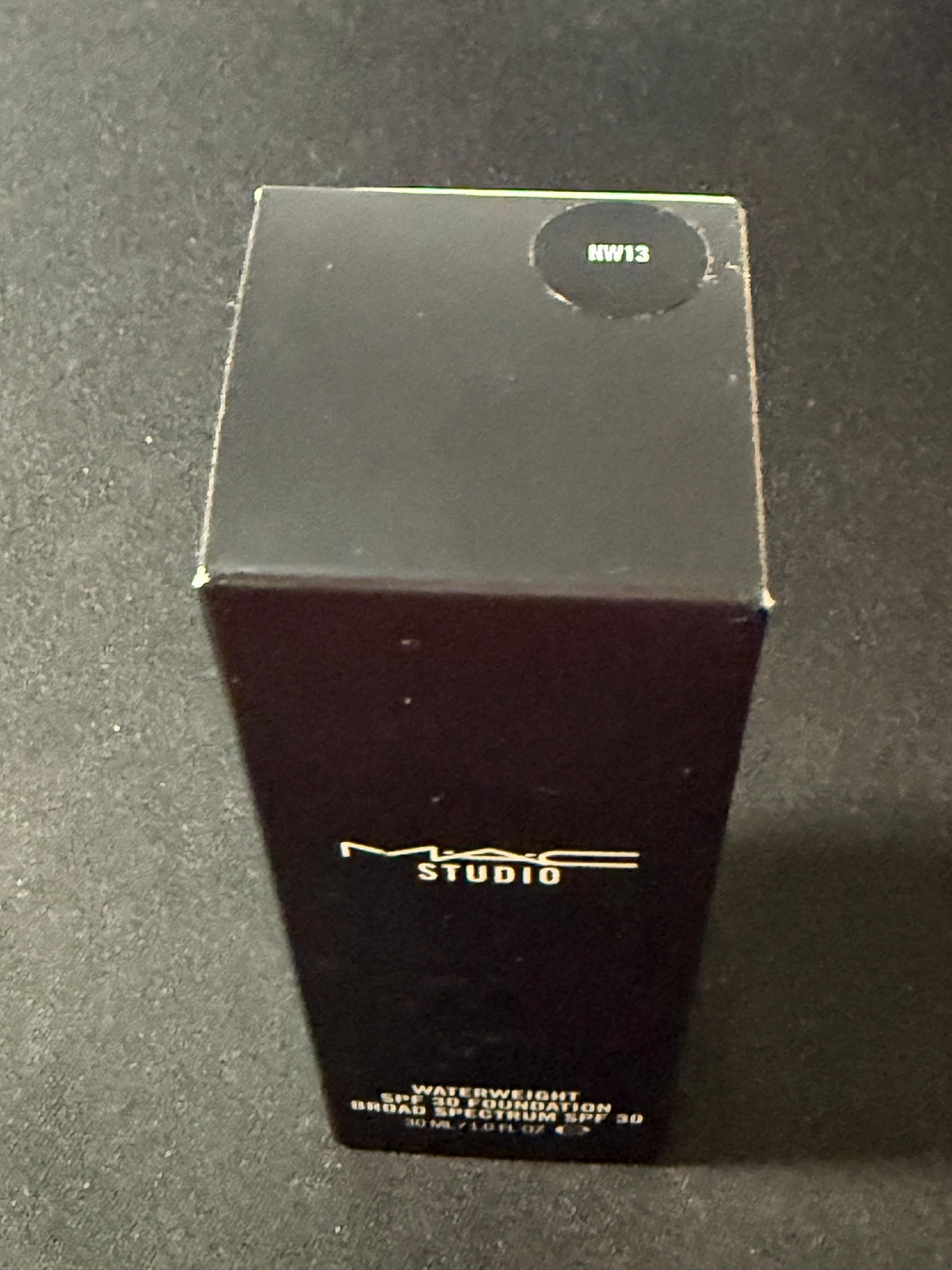 M.A.C Studio Waterweight SPF 30 Foundation – NW13 – 1 oz / 30 ml – New in Box