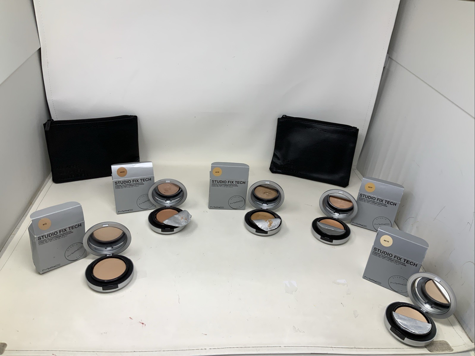 MAC Studio Fix Tech Foundation Lot of 7 Pieces Assorted Colors.