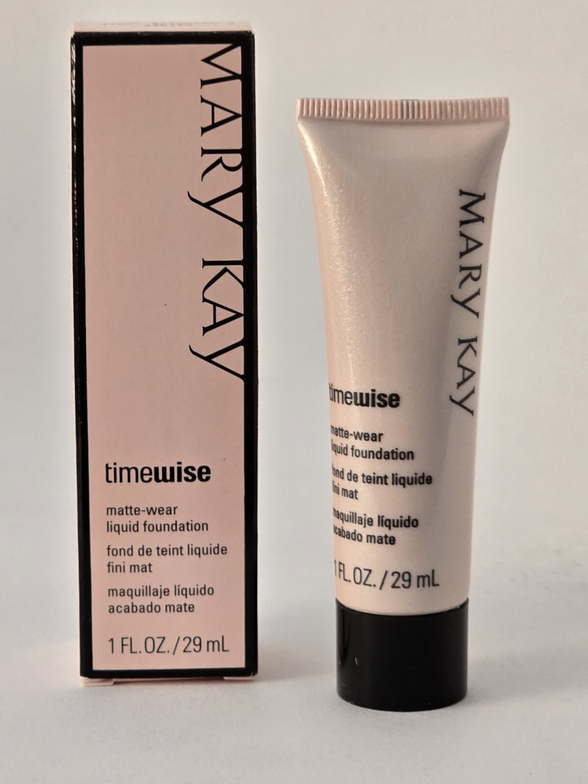 Mary Kay Timewise Luminous Wear Ivory 5 Liquid Foundation 1 Fl. Oz. 038754
