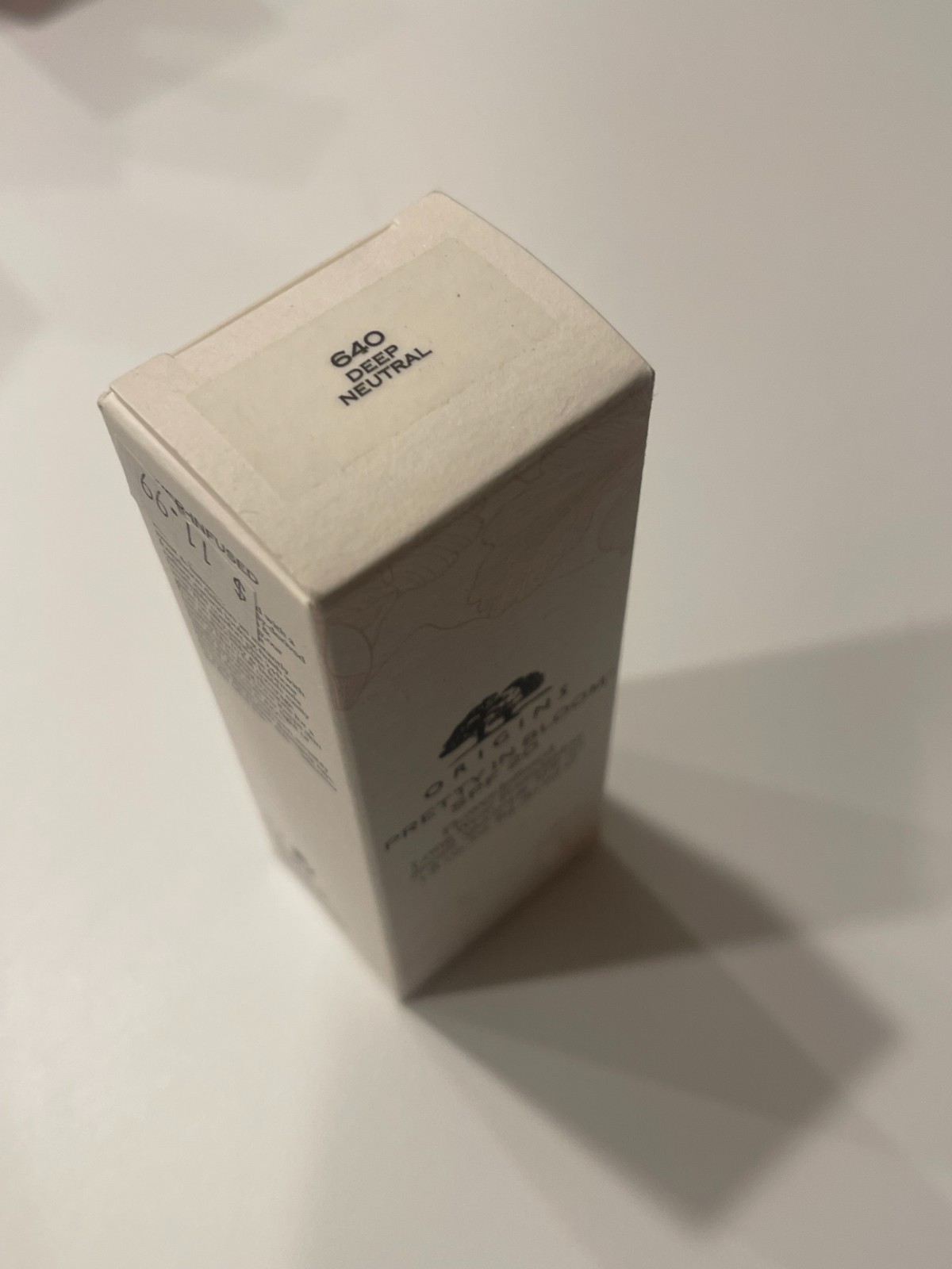 Origins Pretty in Bloom SPF20 Flower-Infused Foundation Choose your Shade
