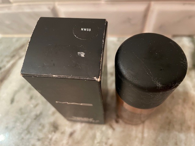 MAC Select SPF15 Foundation *NW55* (30ml/1.0fl oz) NIB NOS *RARE*