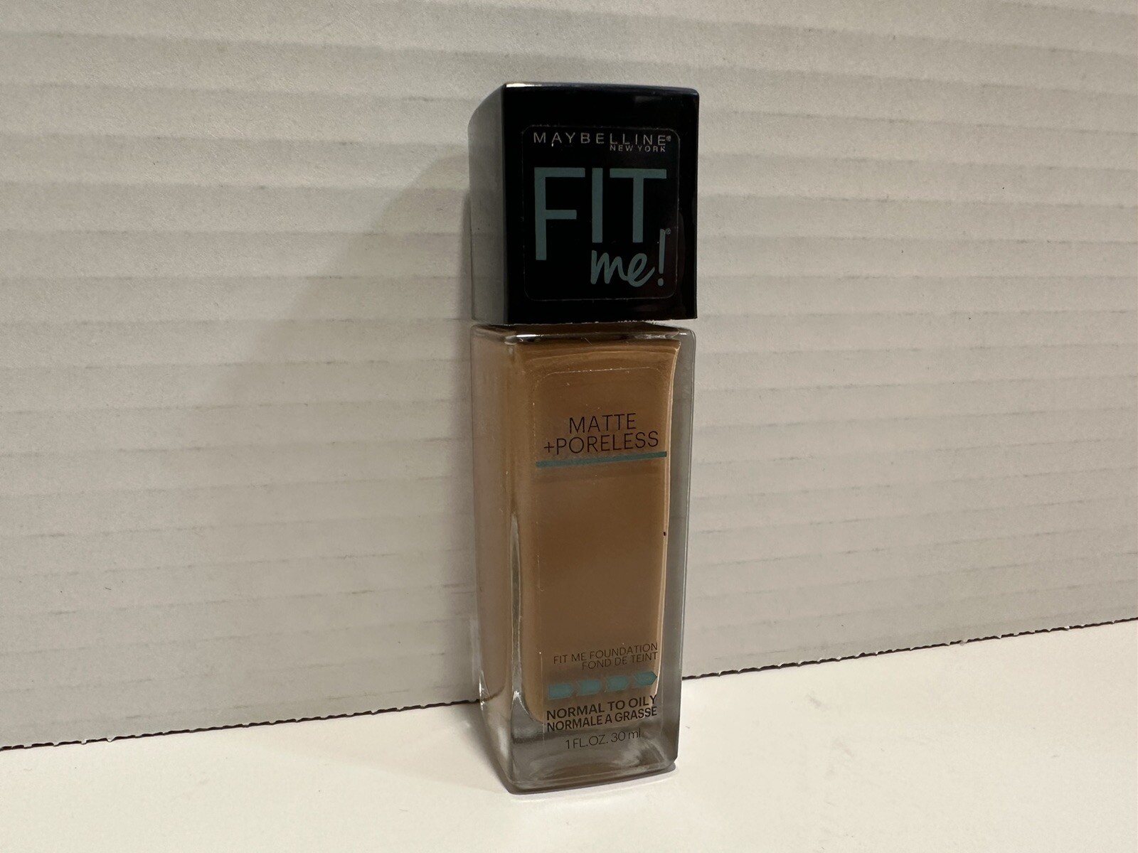 (1) Maybelline Fit Me! Matte + Poreless Foundation Color Latte 358 MAYBELLINE!