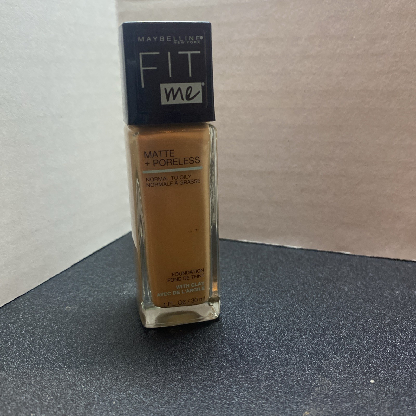 Maybelline Fit Me Matte + Poreless Liquid Foundation #228 SOFT TAN
