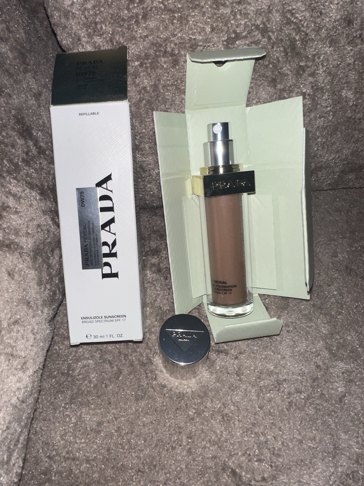 PRADA Reveal Liquid Foundation Luminous Buildable SPF 17 DW75 1 fl oz