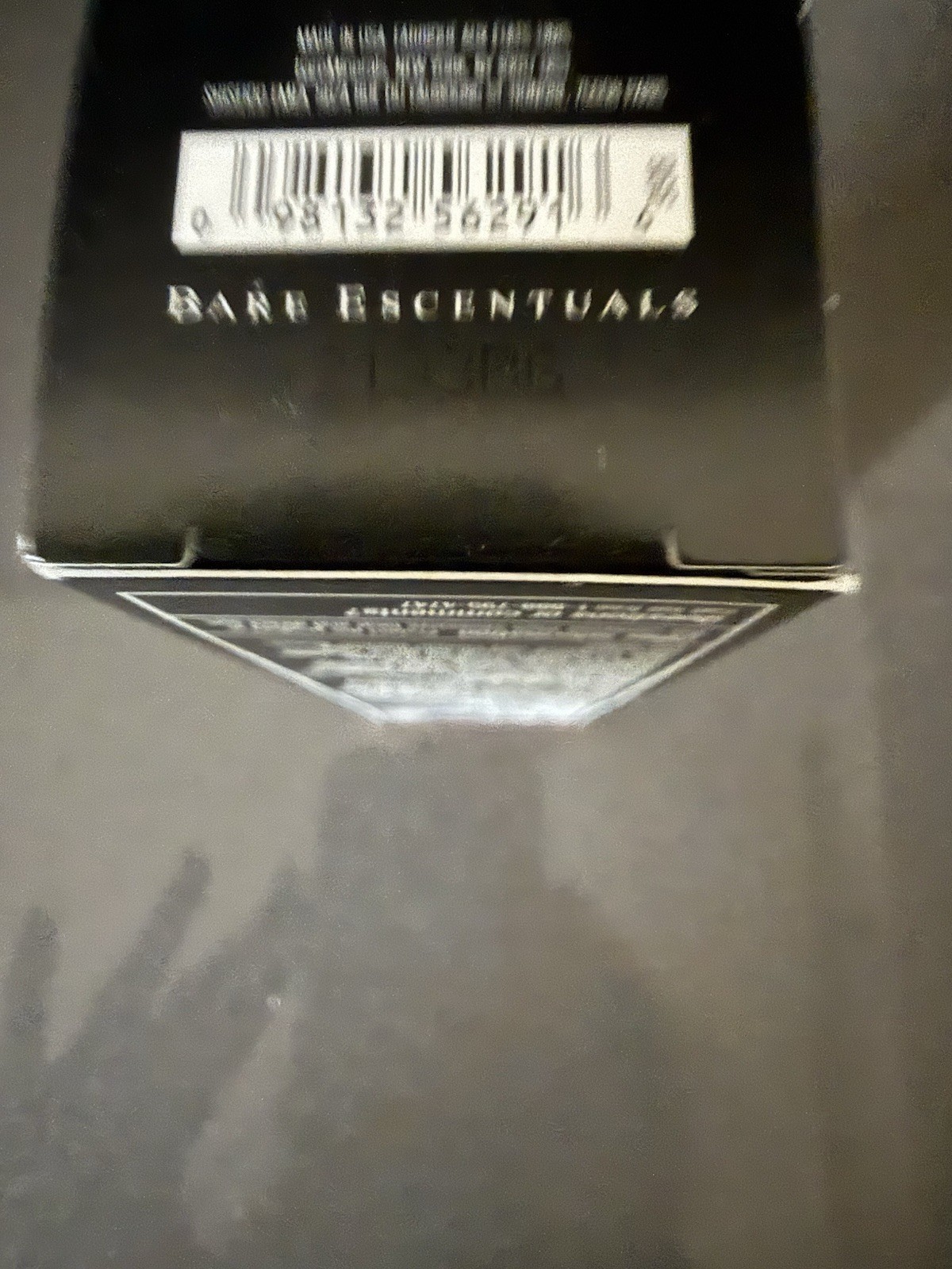 bareMinerals BarePro Performance Wear Foundation FAWN 17 1.0 oz – (30 ml)
