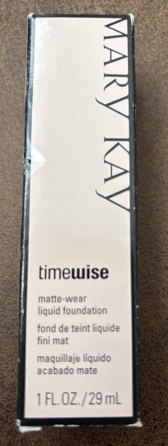 Mary Kay TimeWise Matte-Wear Liquid Foundation, Ivory, Oil-Free, 1 fl oz/29 mL