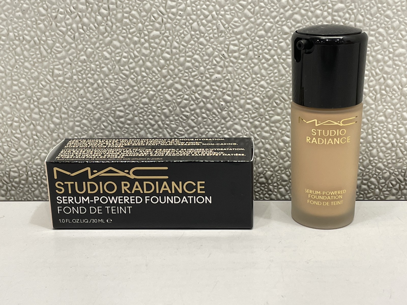 Mac Studio Radiance Serum Powered Foundation 30ml, NC12