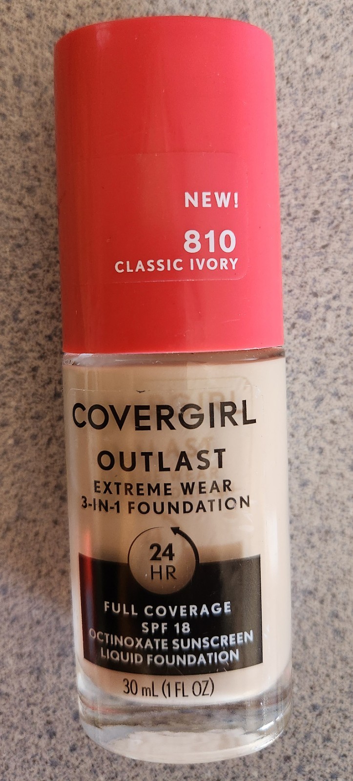 New Sealed Covergirl Outlast Extreme Wear 3 in 1 Foundation 810 Classic Ivory