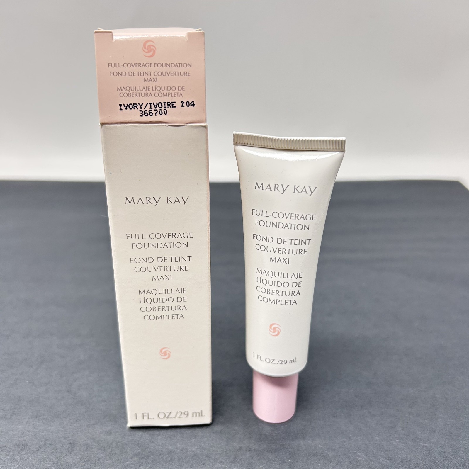 MARY KAY Full-Coverage Foundation Ivory 204 Liquid 1 fl. oz. 366700 Retired NEW