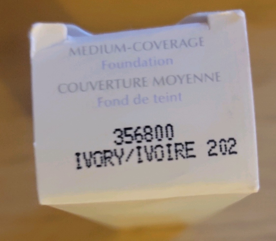 Mary Kay Medium Coverage Foundation IVORY 202~ Gray Cap #356800~ New Old Stock