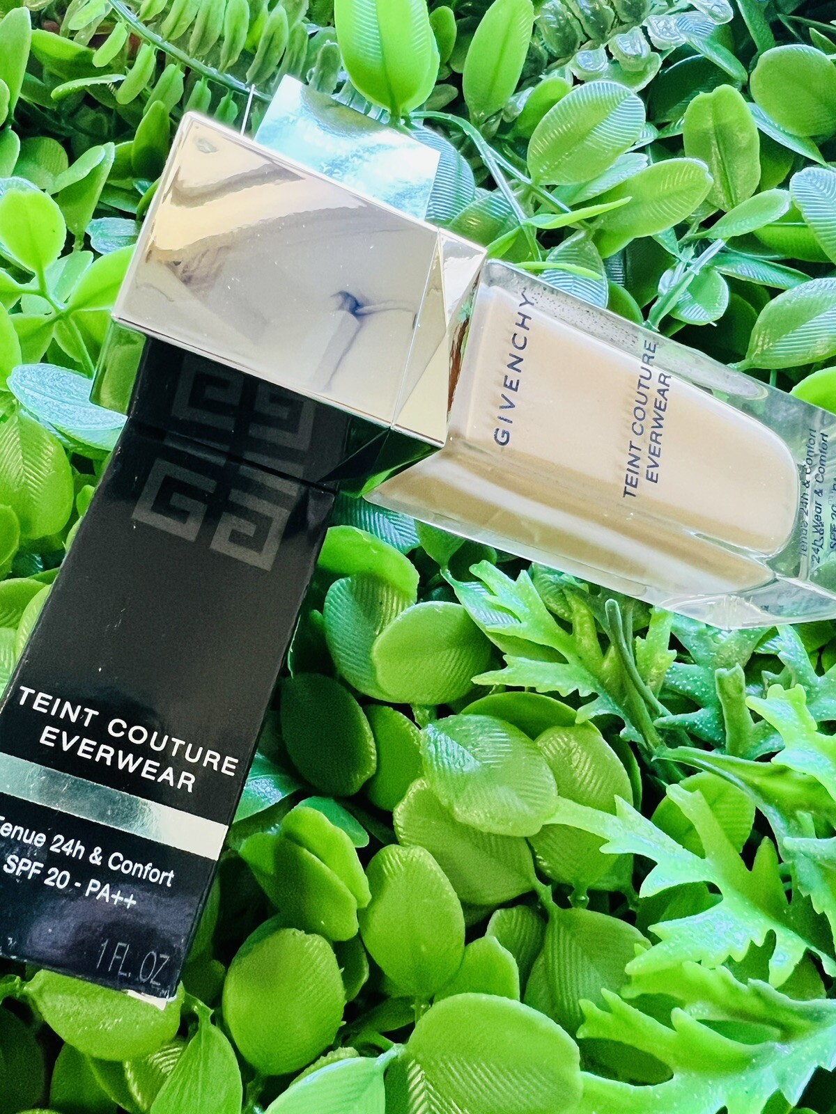 Givenchy Teint Couture Everwear 24h Wear & Comfort Spf 20 Foundation 30ml # Y205