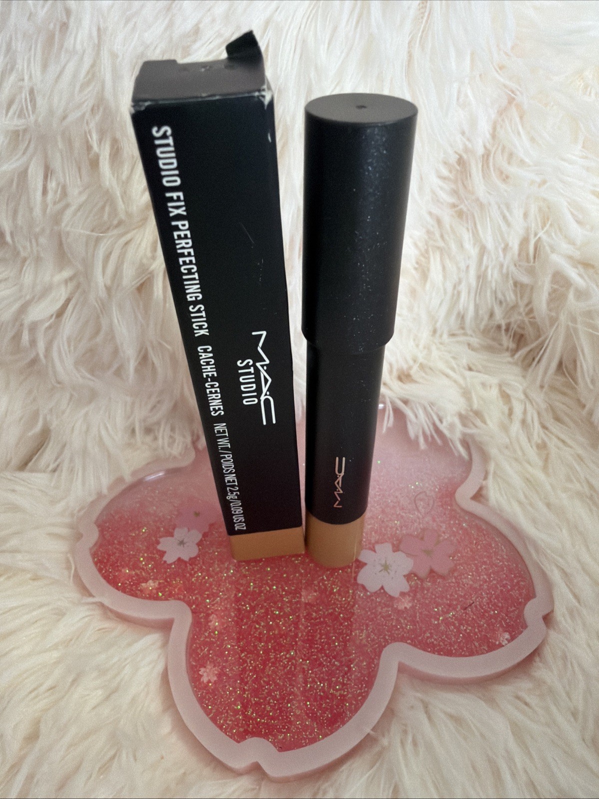 MAC Studio Stick SPF 15 NC35 NIB 100% Authentic Discontinue