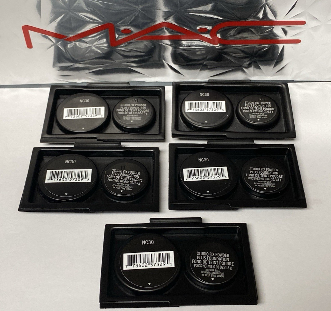 5 MAC Studio Fix Powder Plus Foundation NC30 Sample Size – ORIGINAL FORMULA