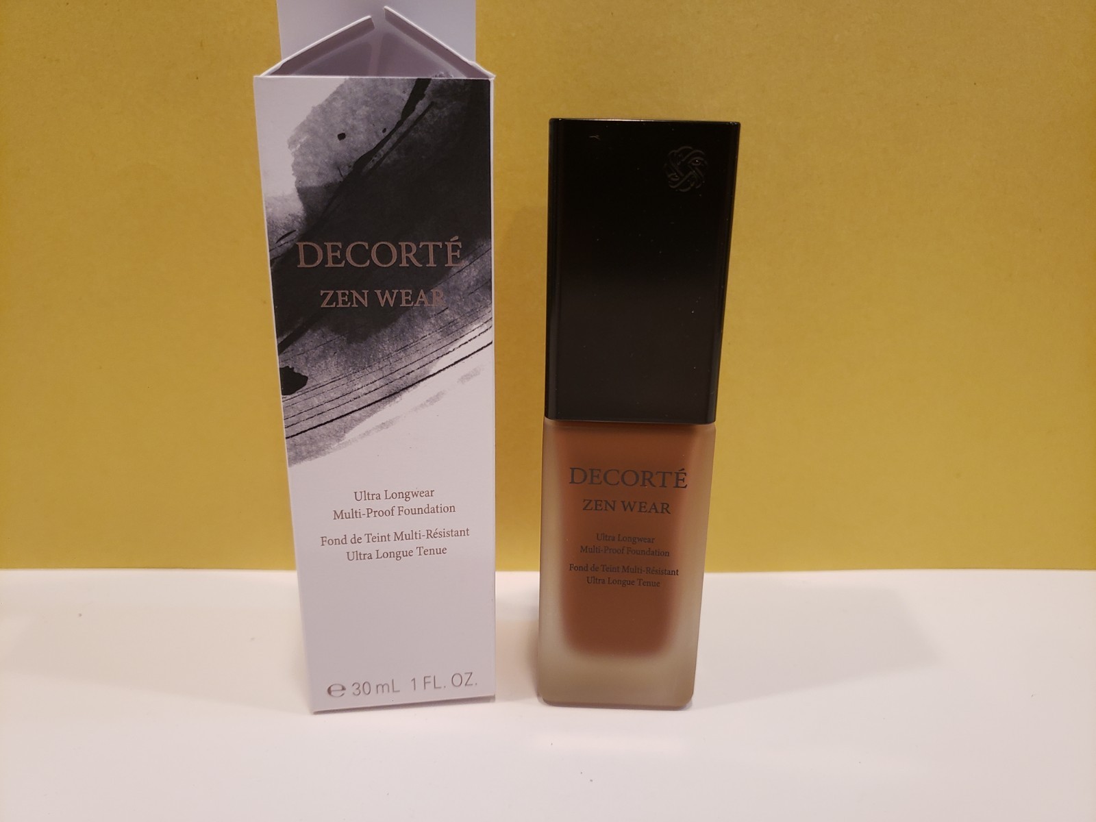 Decorte ~ Zen Wear Ultra-Longwear Multi Proof Foundation~ C73~ 1 oz ~NIB