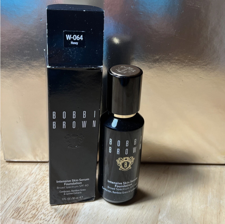 Bobbi Brown Intensive Skin Serum Foundation SPF40 Shade W-064 HONEY 1oz / 30ml