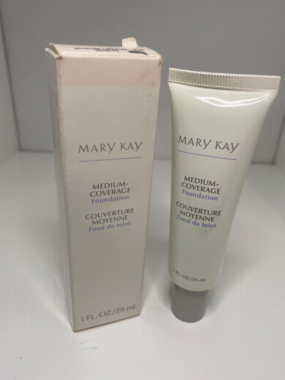 MARY KAY MEDIUM COVERAGE LIQUID FOUNDATION – SKINNY PINK/GREY CAP – PICK SHADE: