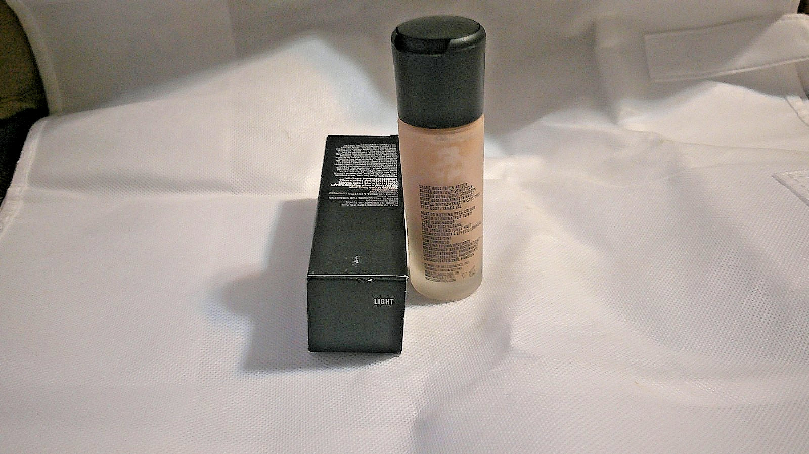 MAC Next To Nothing Face Colour