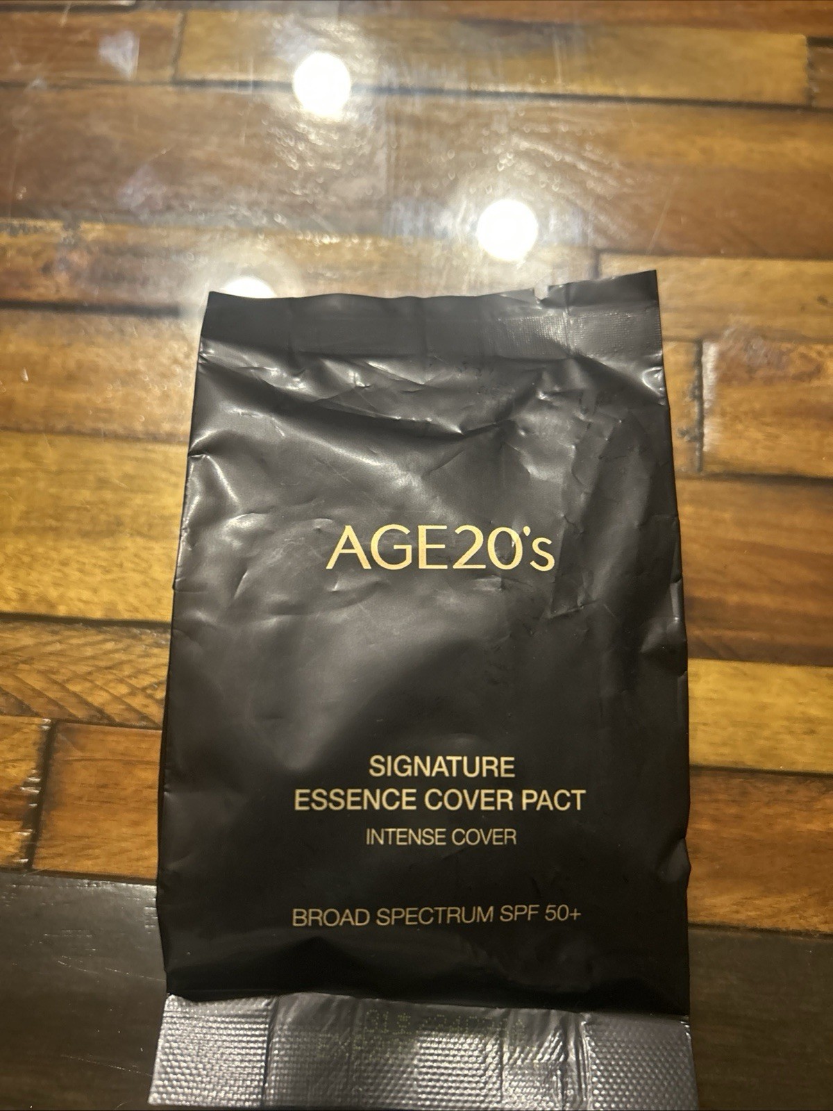 Age20’s Signature Essence Cover Pact