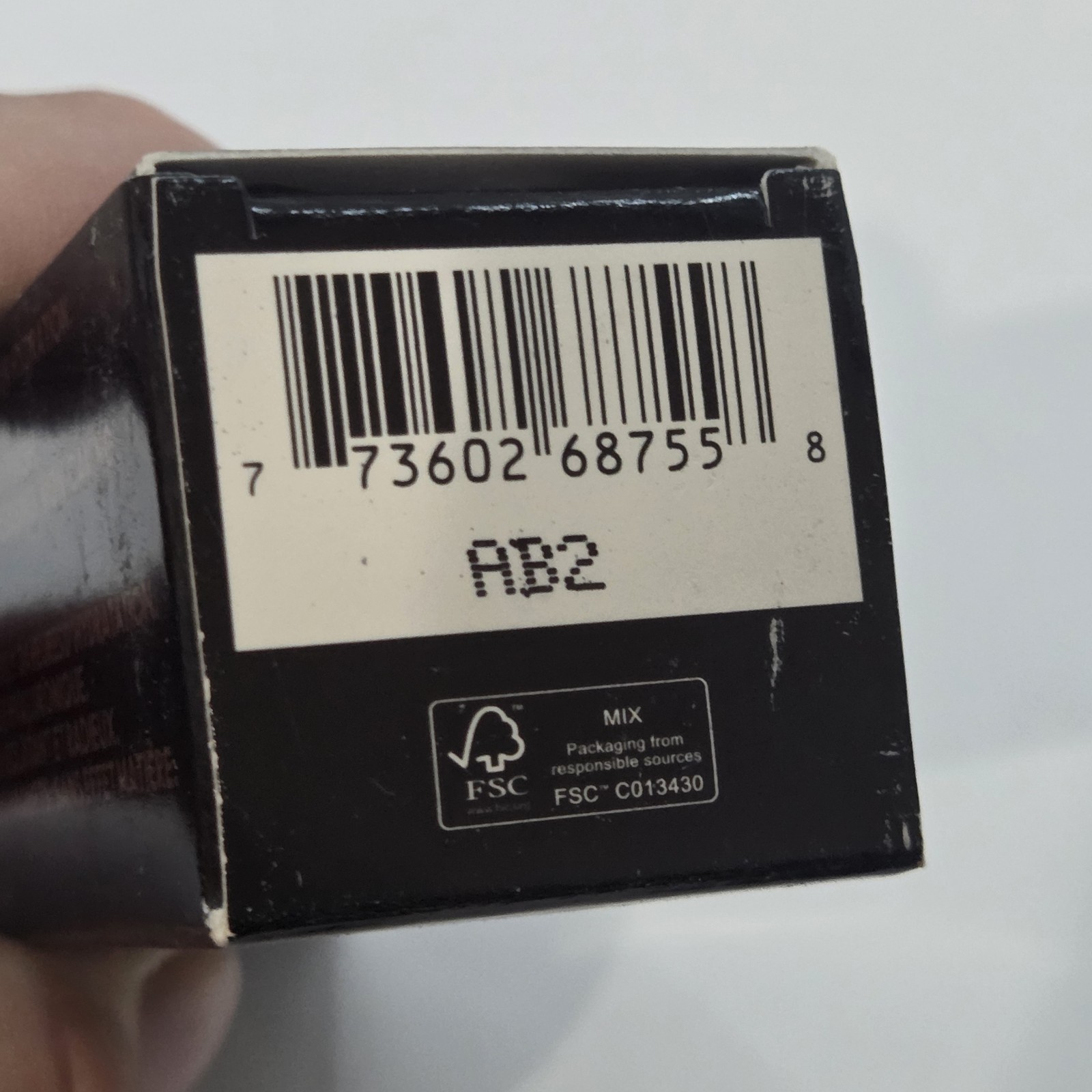 Mac Studio Radiance Serum Powered Foundation (NC60) Makeup Face Skin Protection