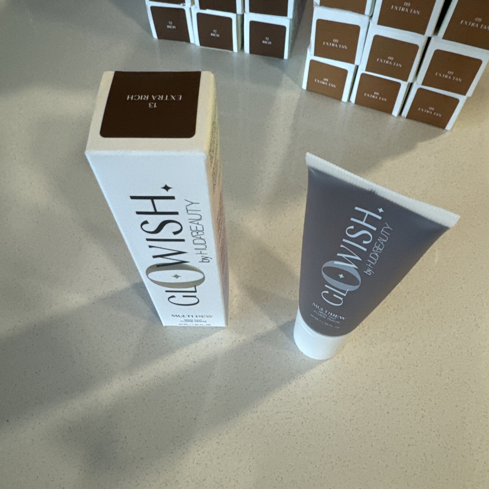 BNIB Glowish by Huda Beauty Multi Dew Skin Tint 1.35oz / 40mL Extra Rich 13,