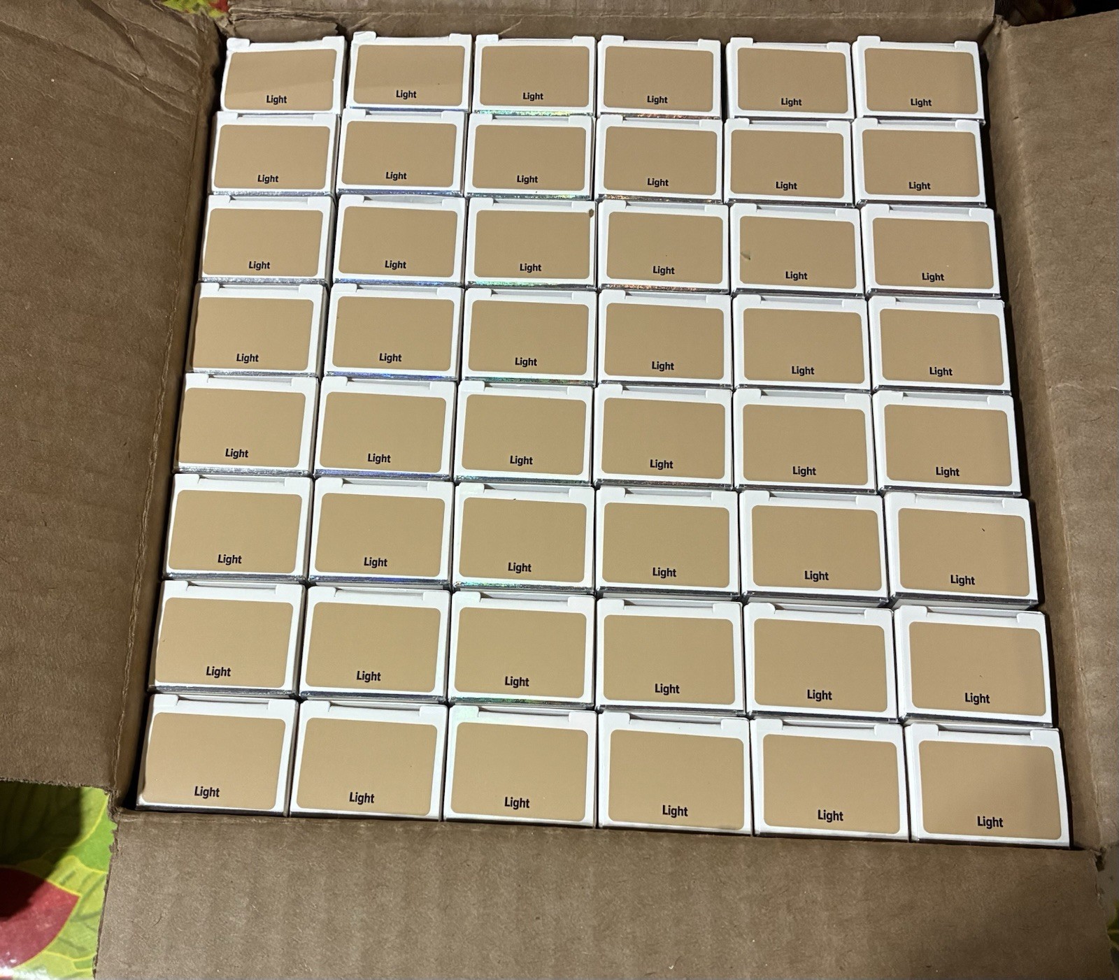 Lot of 48 – IT Cosmetics Bye Bye Foundation SPF 50+ (LIGHT)-1 oz 11/24
