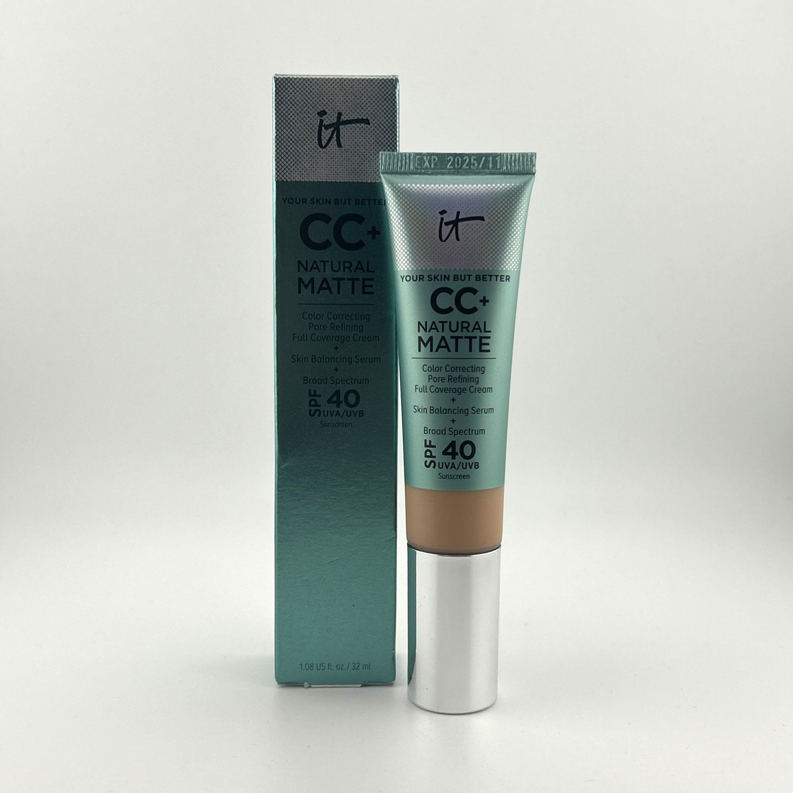 IT Cosmetics Natural Matte SPF 40 ( Light Medium ) 1.08oz / 32ml New EXP 11/2025