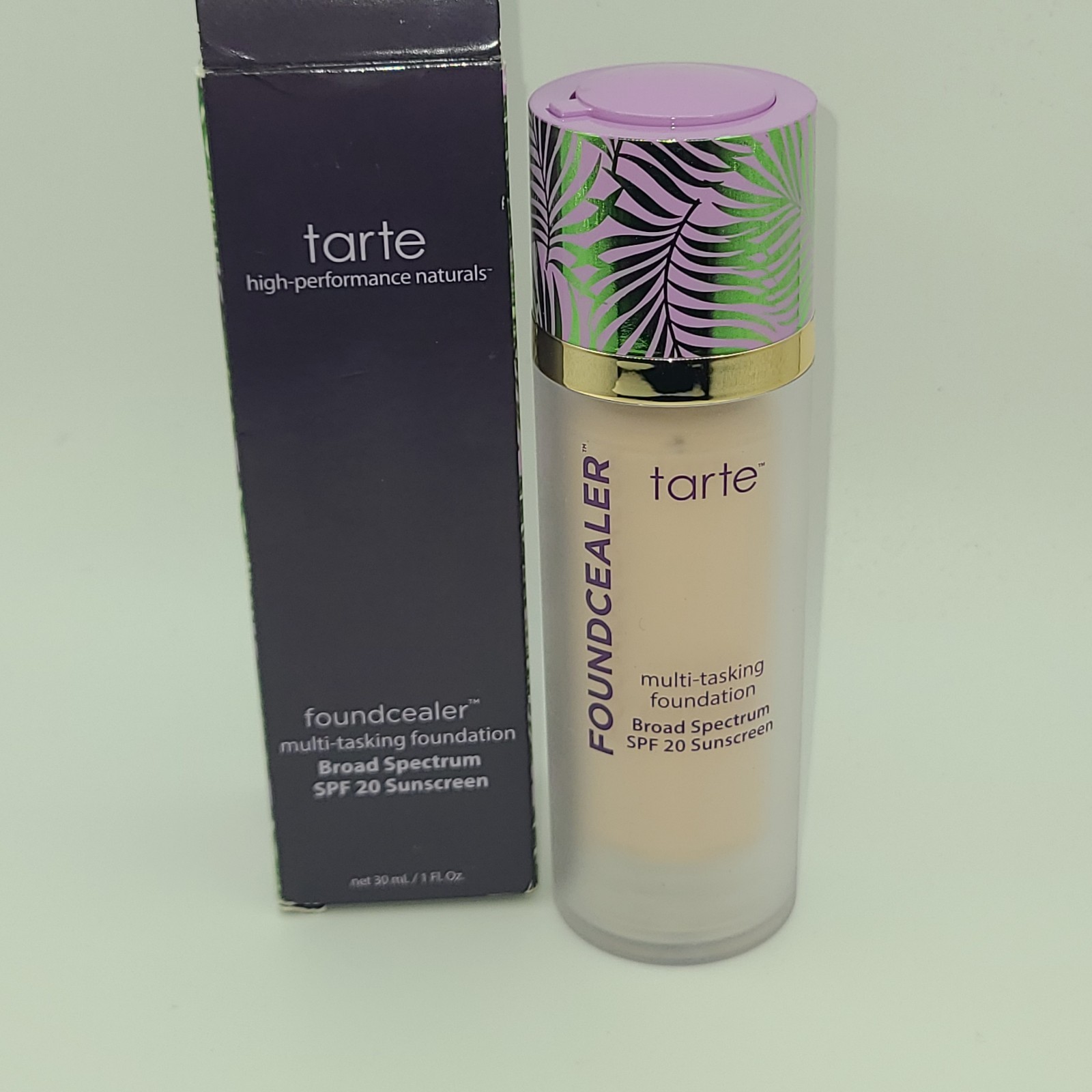 Tarte Face Tape Multi-tasking Foundation 8B Porcelain Beige Spf20 NIB