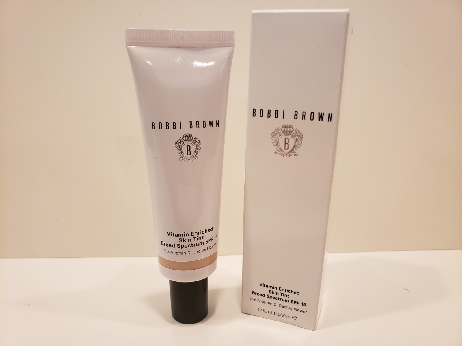 Bobbi Brown Vitamin Enriched Skin Tint Broad Spectrum SPF 15 Fair 2 1.7 Fl Oz