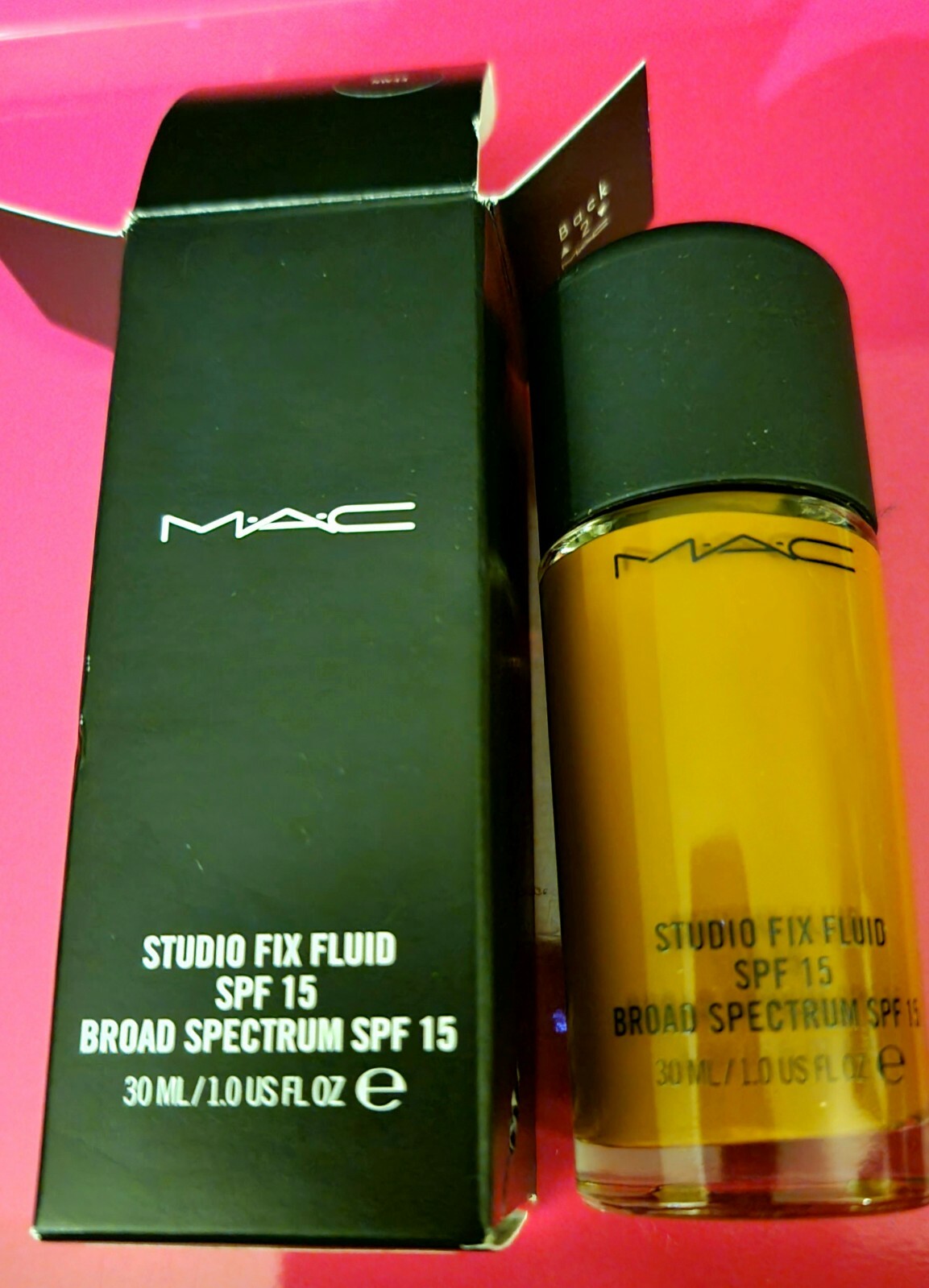 NIB: M.A.C. Studio Fix Fluid Foundation SPF 15 Boxed, NW43, 1 Count (A10)