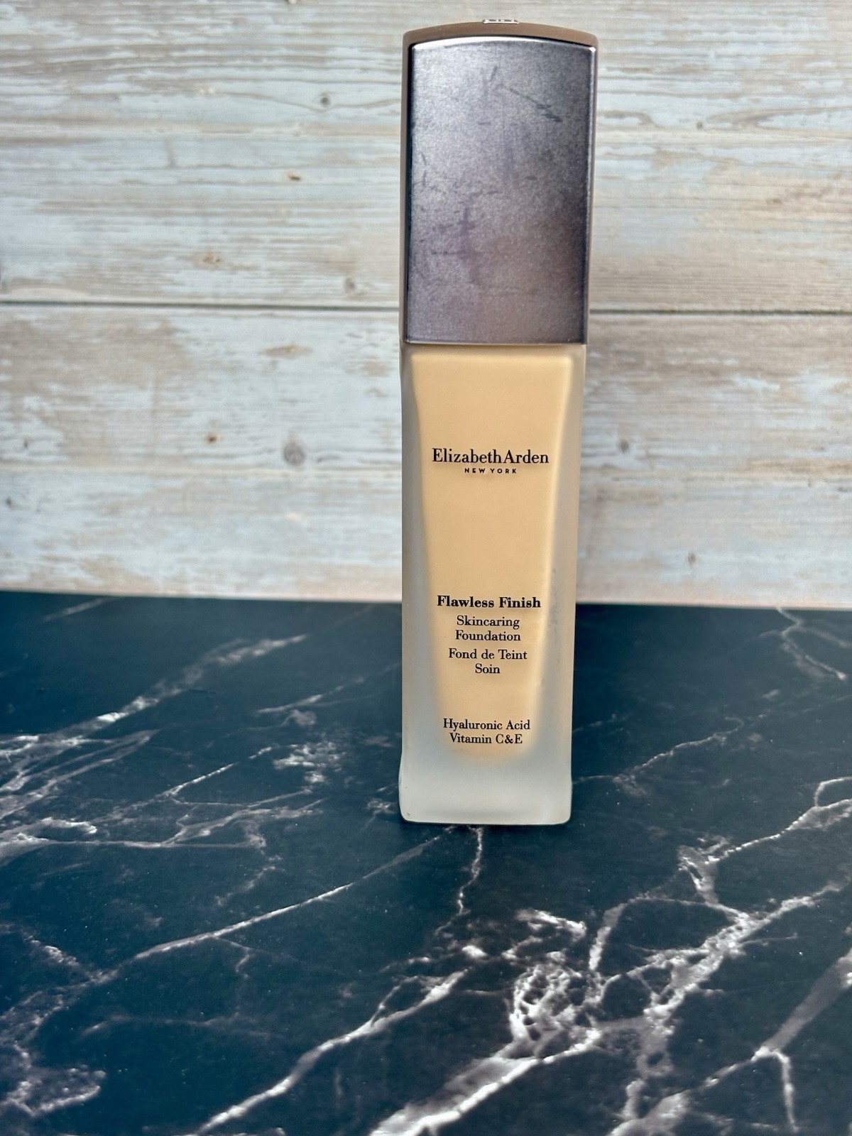 Elizabeth Arden Flawless Finish Liquid Foundation 430W Satin Full SPF 15 1 oz
