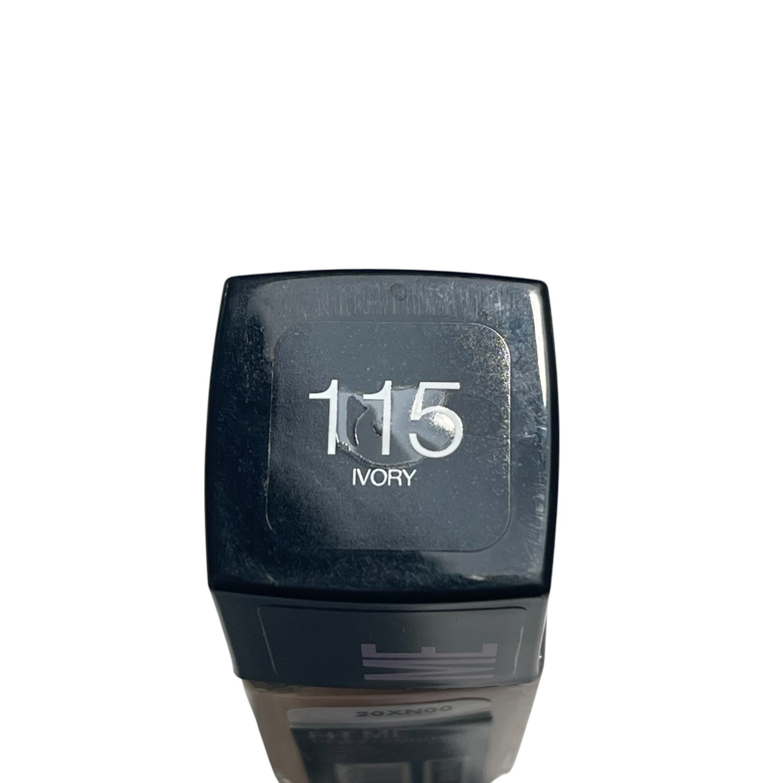 Maybelline Fit Me Ivory 115 Dewy + Smooth Octinoxate Suncreen SPF 18 Normal/Dry