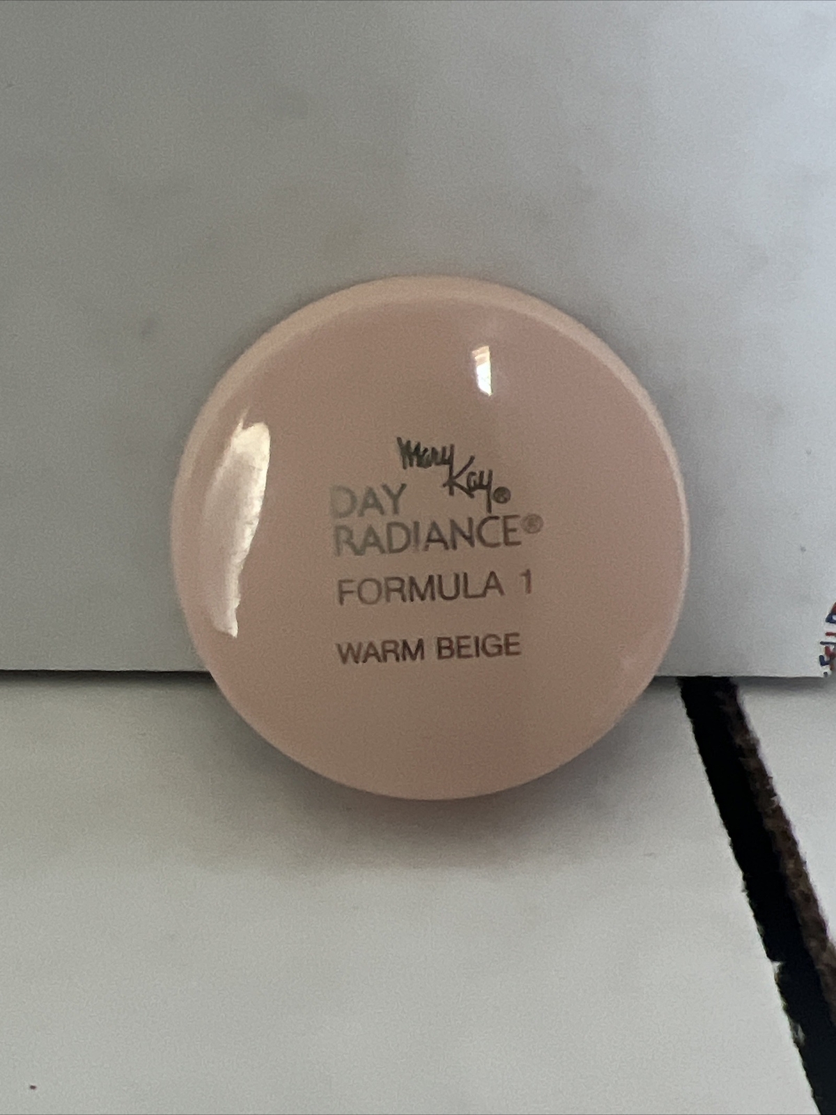 Mary Kay Day Radiance Formula 1 ‘WARM BEIGE’ # 0231 Foundation, 0.5 Oz. Vintage