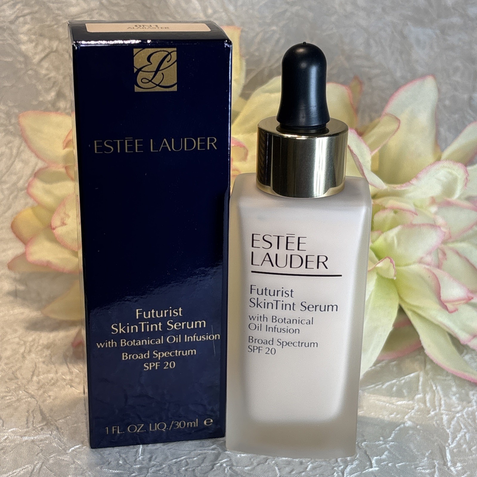 ESTEE LAUDER ~ FUTURIST SKINTINT SERUM Foundation SPF 20 – 0N1 ALABASTER – Free