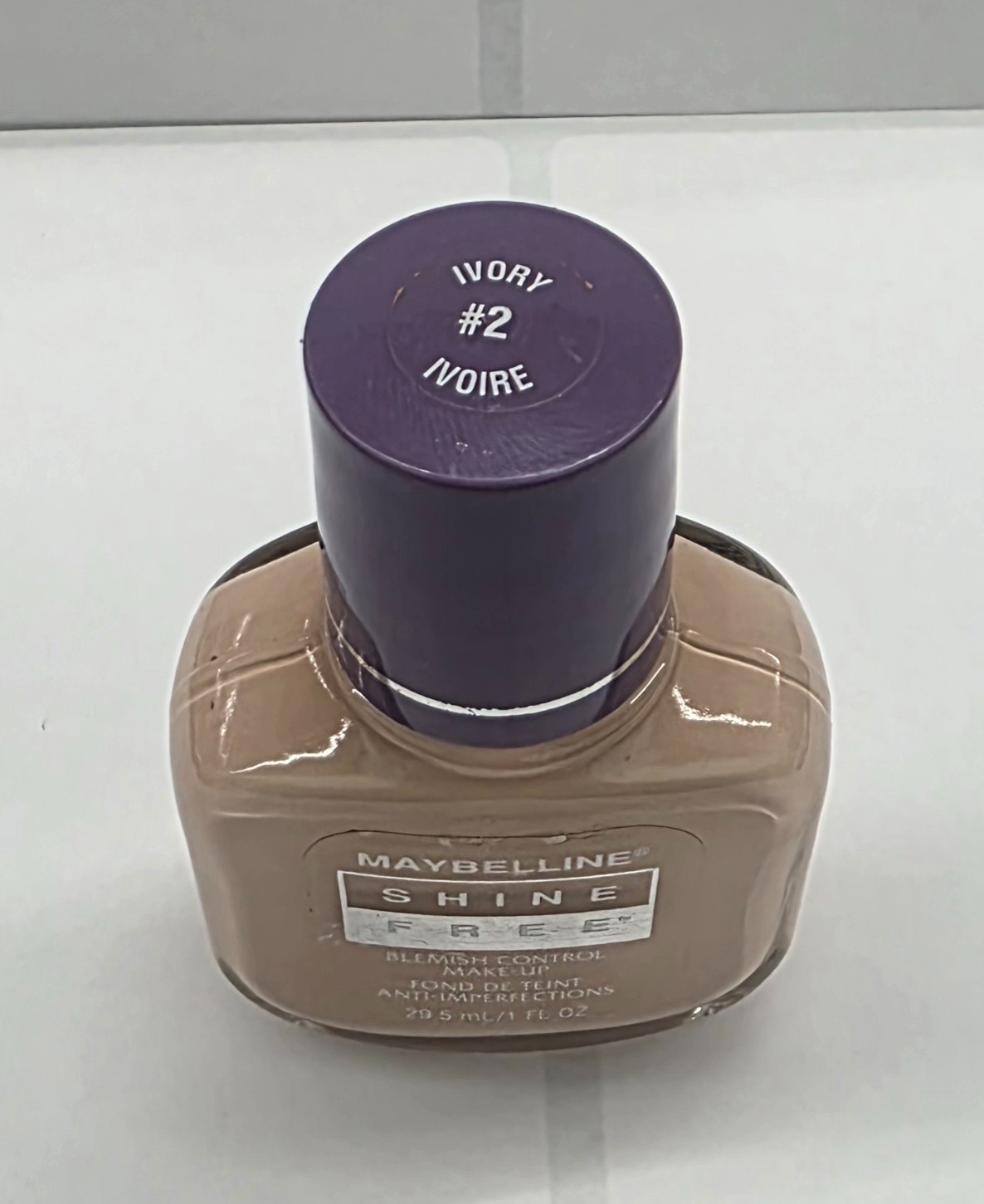 NEW Maybelline Shine Free BLEMISH CONTROL Makeup -#2 IVORY