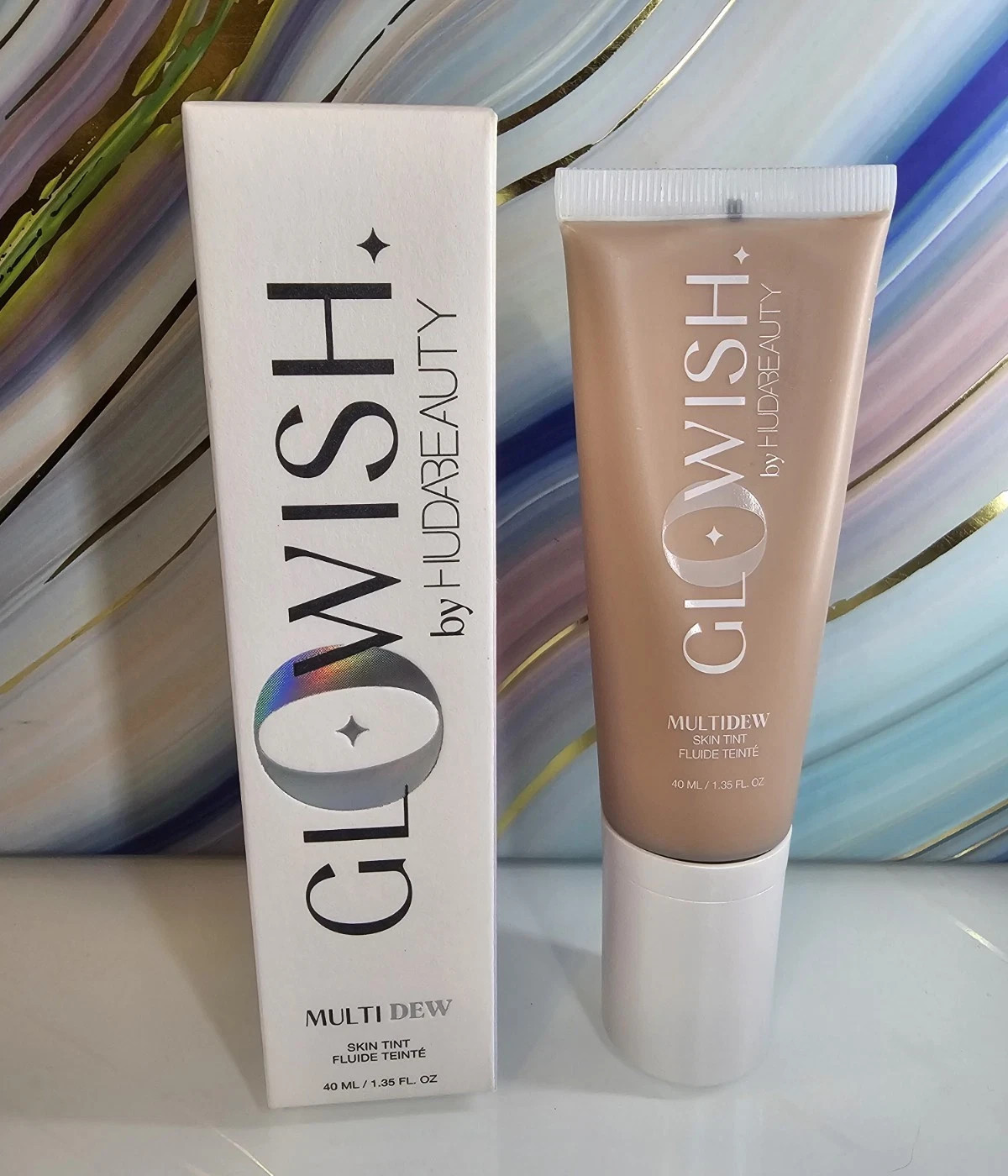 HUDA BEAUTY Glowish Multidew Skin Tint Foundation 1.35 oz ~ 04 Light Medium, NIB