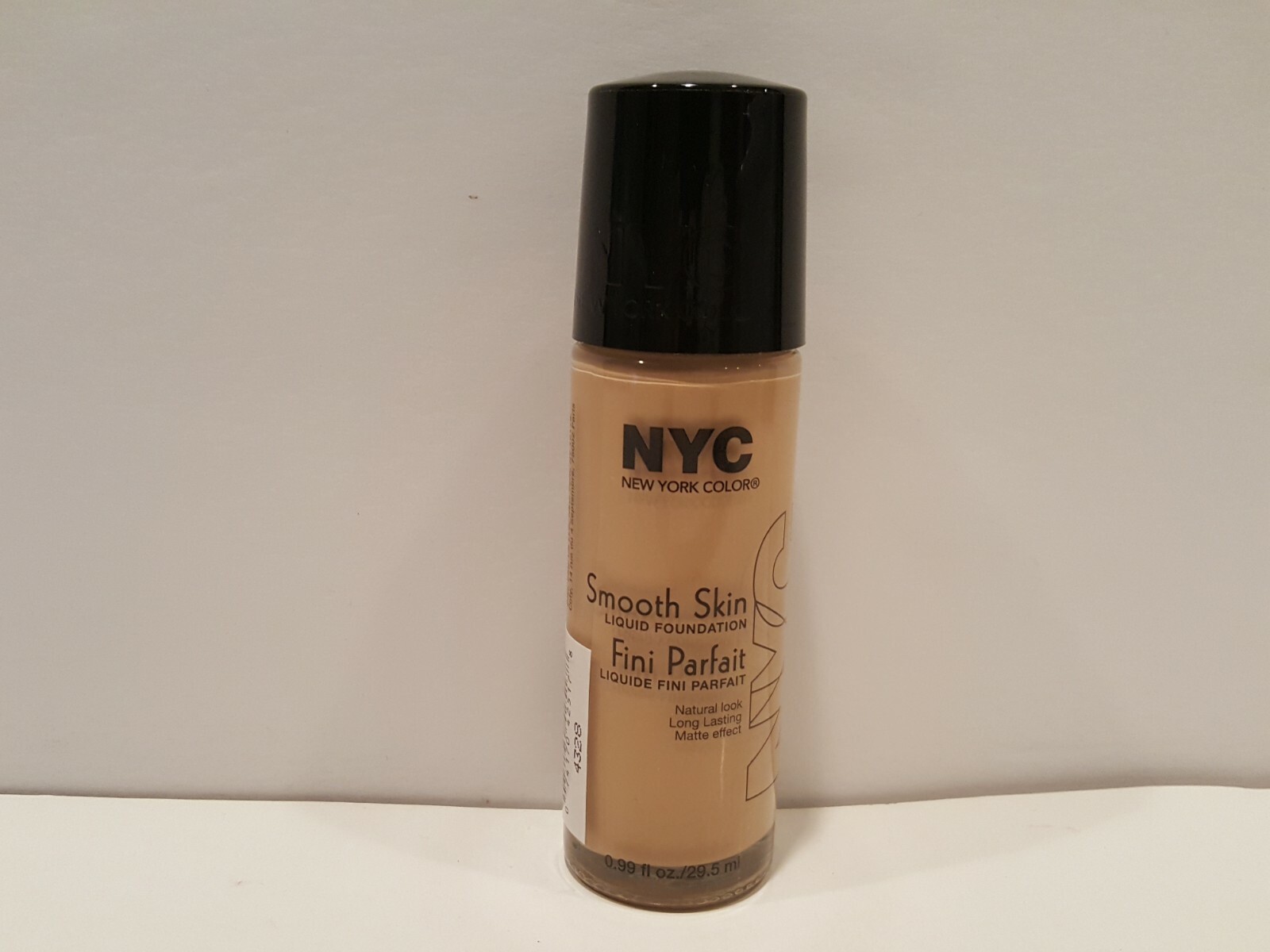 New York Color NYC Smooth Skin Liquid Foundation Natural Look #682 Warm Beige