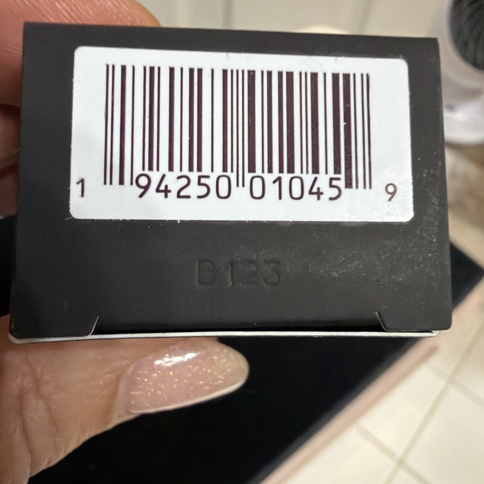 Laura Mercier Soft Sand 2C2 Real Flawless Weightless Foundation. NIB!