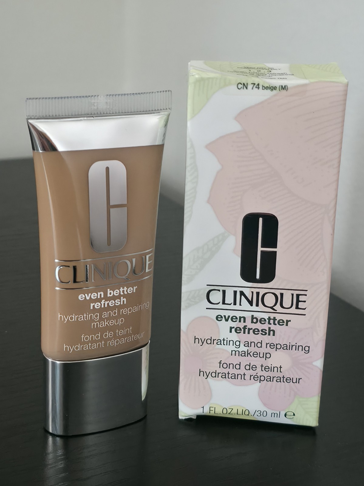 Clinique Even Better Refresh Hydrating and Repairing Makeup CN 74 Beige 30ml