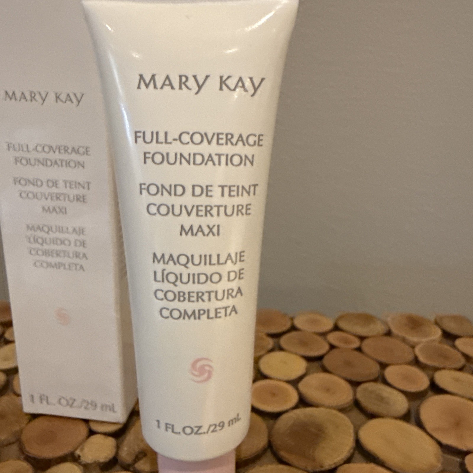 Mary Kay ~FULL Coverage Foundation~ IVORY 104 Full Size 1 fl oz 365000~ Pink Cap