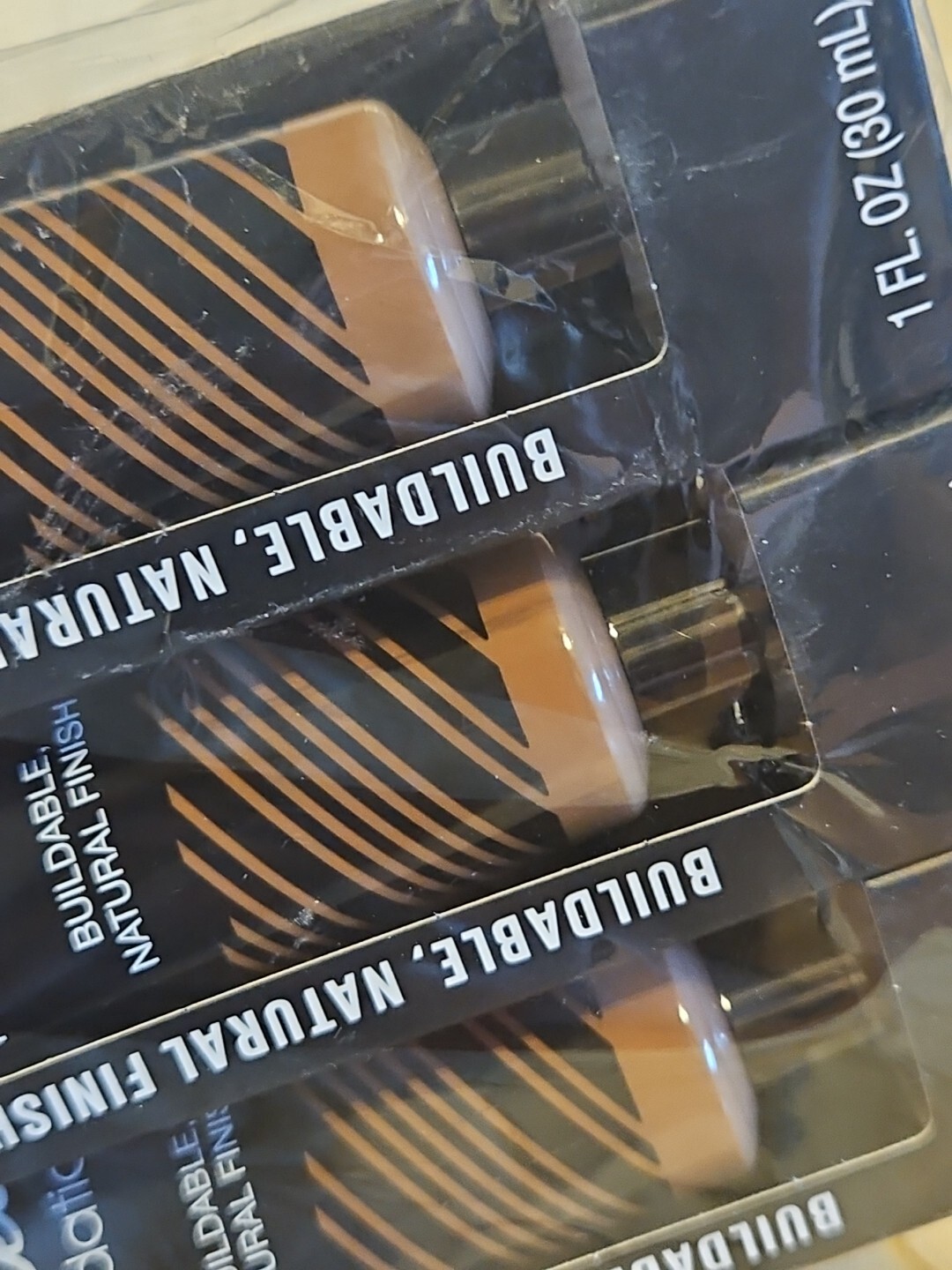 3-L.A. Girl-Tinted Foundation-Buildable Natural Finish-Glm768 Warm Sienna-SEALED