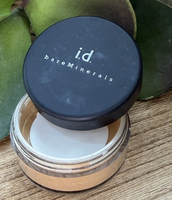 i.d. BareMinerals Original SPF 15 Powder Foundation 2g/0.06 oz LIGHT 2